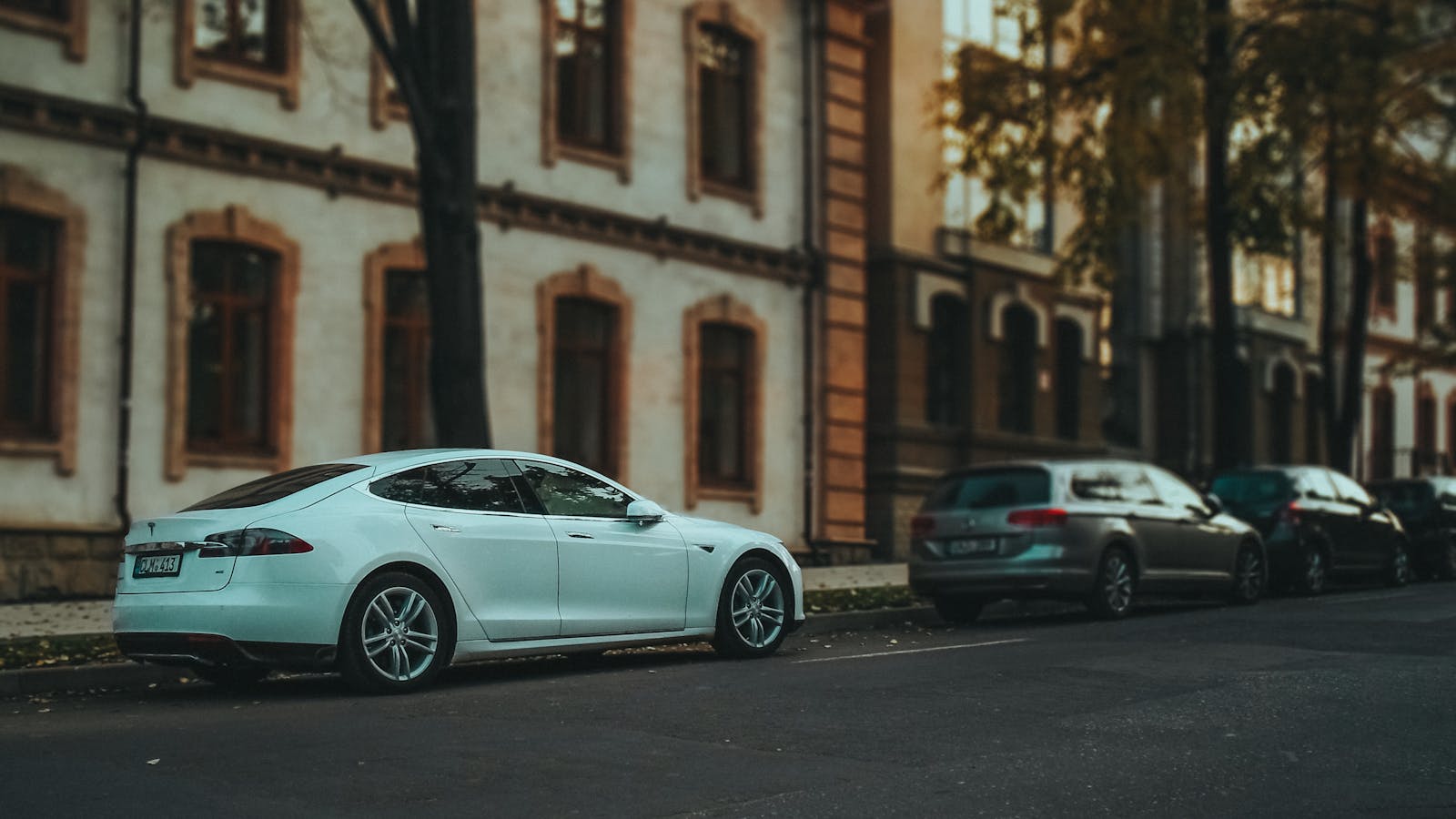 Monitoring pojazdów – jak technologia pomaga w codziennej ochronie