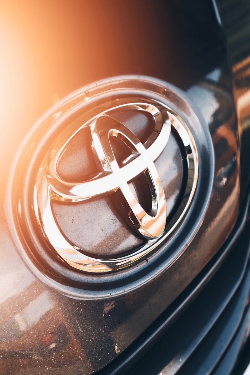 Ile trzeba zapłacić za nową Toyota C-HR Plug-in?